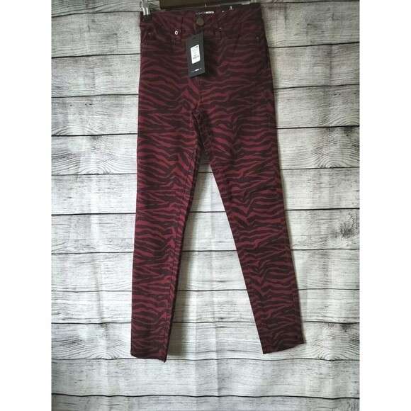 Fashion Nova Size 1 Paint Me All Over Red Zebra Tiger Stripes Jeans - Picture 2 of 8